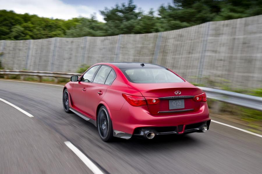  Infiniti Q50 Eau Rouge 2014 года  (фото 14 из 25)